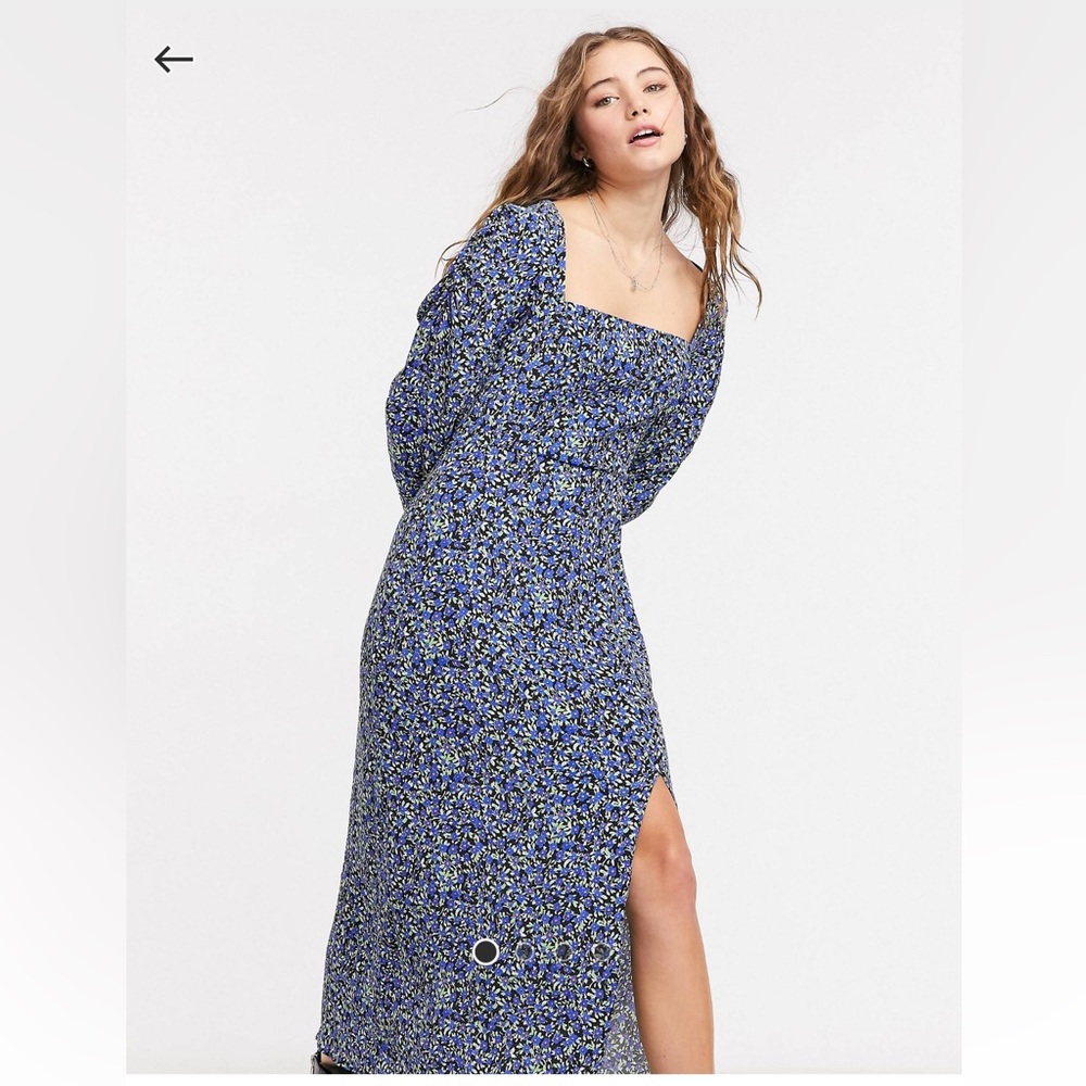 Bershka NWOT square neck floral dress -Large